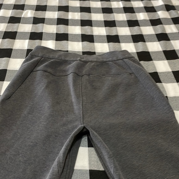 Lululemon Sweatpants Joggers Men's Size Small Zip Pockets Gray Drawstring - Picture 9 of 16